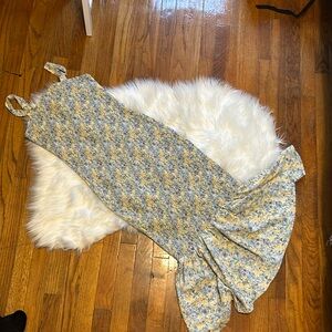 Pretty Garden Smocked Bodycon Ruffle Hem Dress: Small